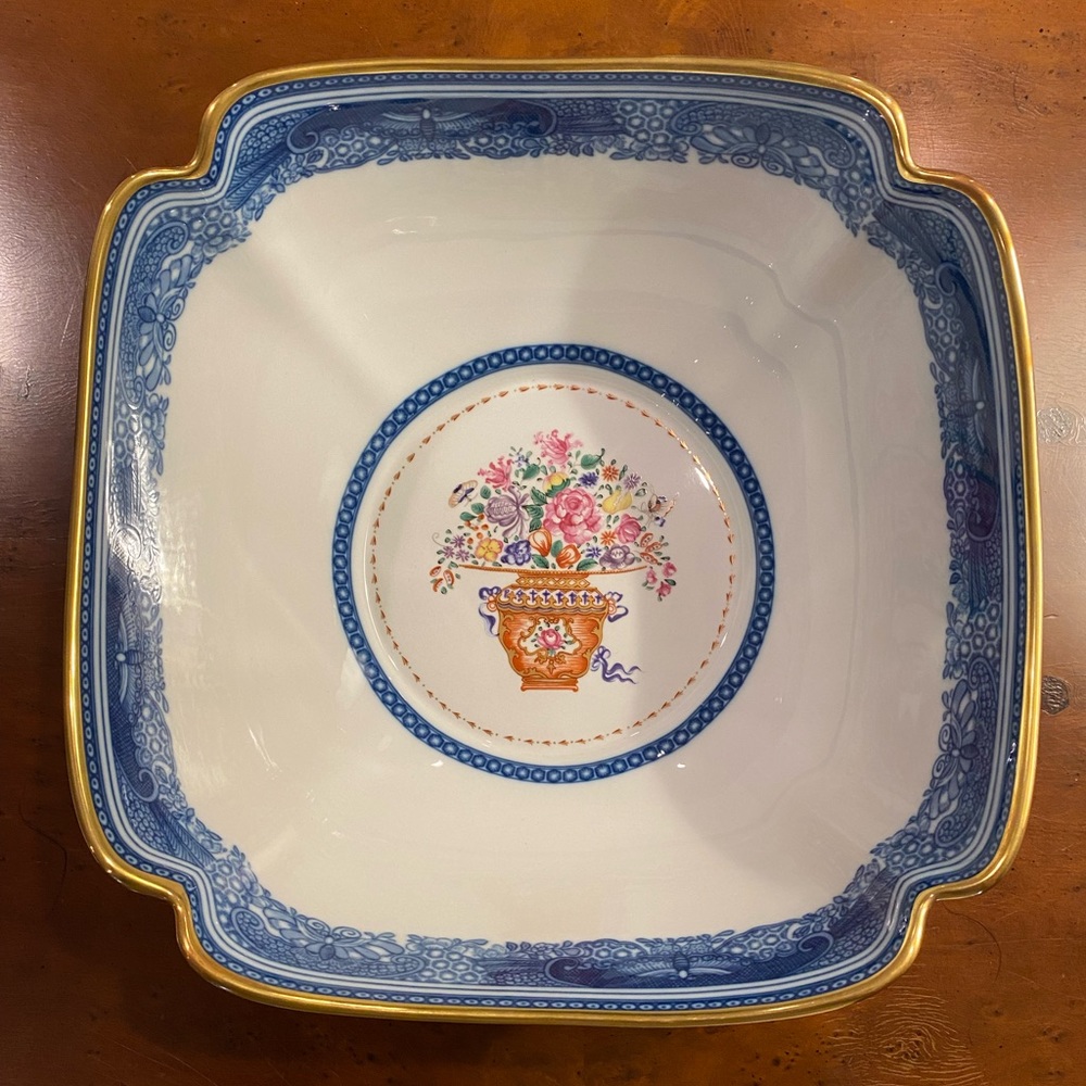 Mottahedeh, Mandarin Bouquet, square, porcelain bowl